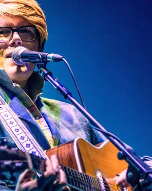 Brett Dennen