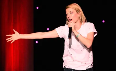 Iliza Shlesinger