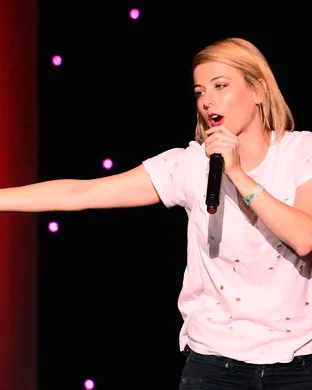 Iliza Shlesinger