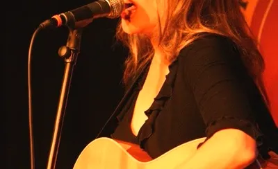 Mary Fahl