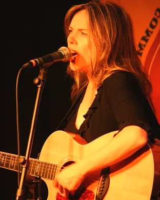 Mary Fahl Duluth
