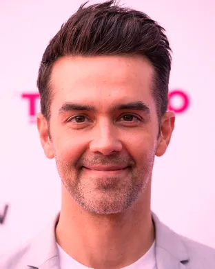 Michael Carbonaro