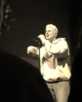 Live concert by vaultboy